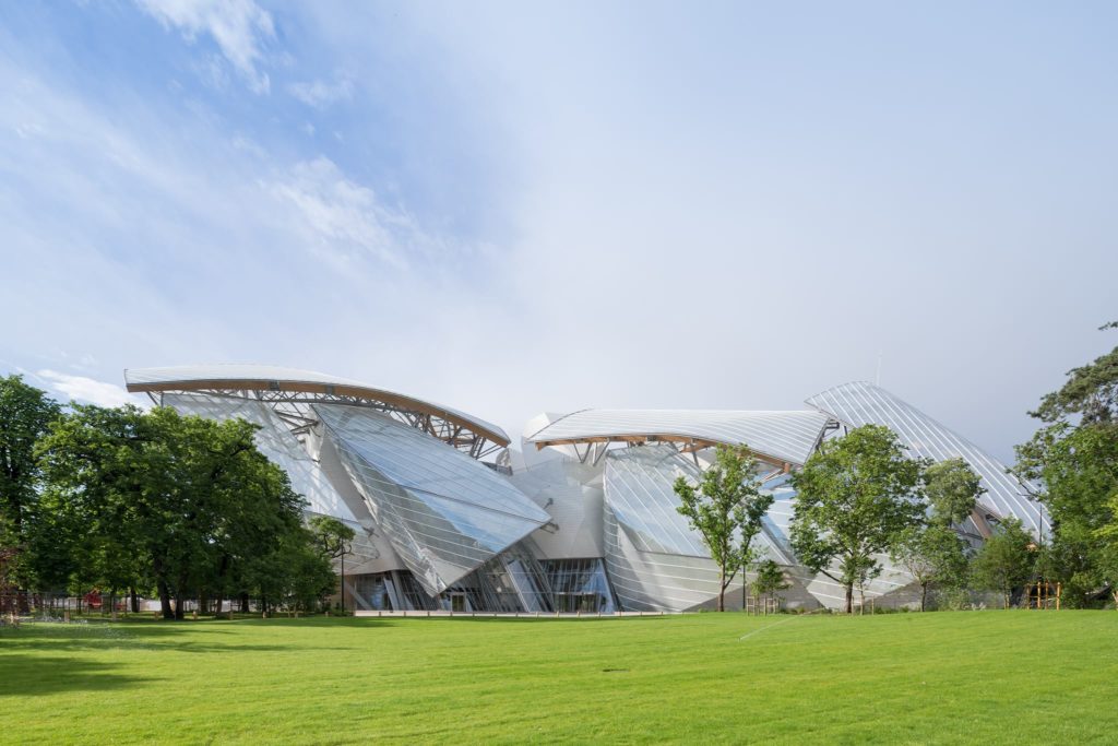 Photograph of the Louis Vuitton Foundation.